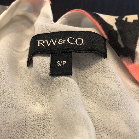 RW&co top size small - Picture 3 of 5